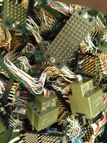 Connectors without wires